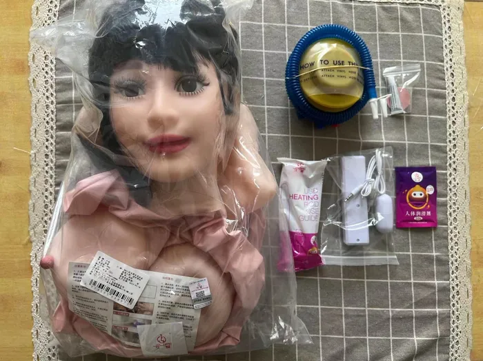 160 CM Real Size Standing Pose Sex and Blowjob Inflatable Doll Onion Toy Male Sex Toys 160 CM Real Size Standing Pose Sex and Blowjob Inflatable Doll Onion Toy Male Sex Toys